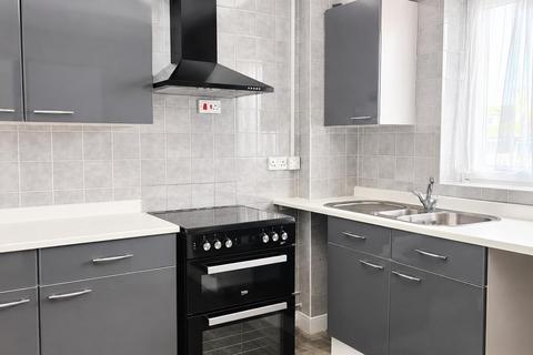 2 bedroom flat to rent, Alfred Road, Birchington