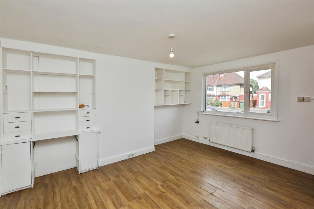 House in Southampton - View 2