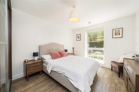 1 bedroom flat for sale, Carney Place, London SW9