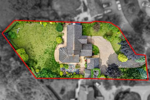 5 bedroom detached house for sale, The Paddocks, Kettering NN14