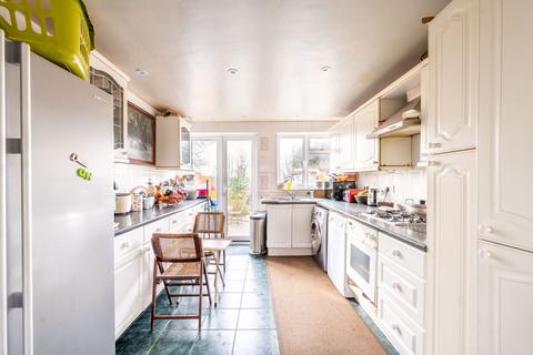 4 bedroom end of terrace house for sale, Hebdon Road, Tooting Bec, London, SW17