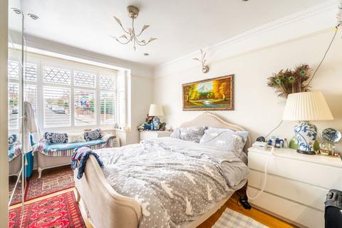 4 bedroom end of terrace house for sale, Hebdon Road, Tooting Bec, London, SW17