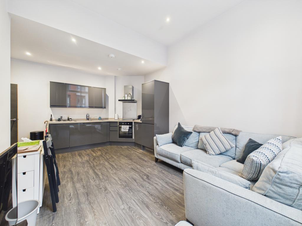 Apartment in Liverpool - View 2