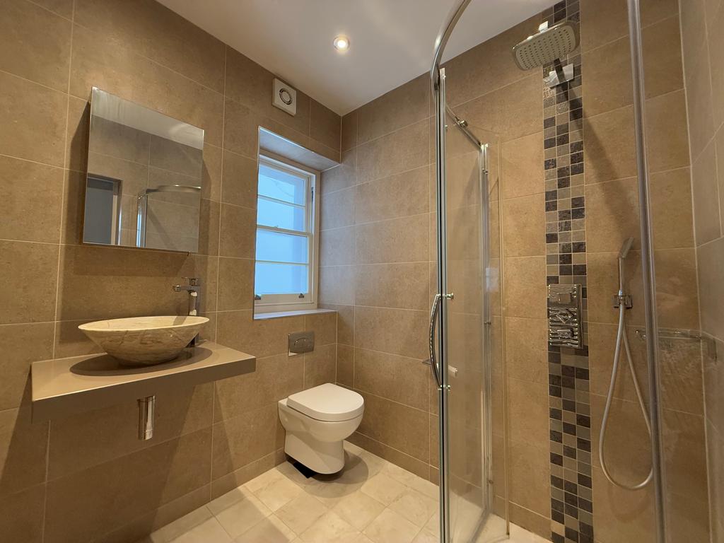 Apartment in Bristol, Cotham - View 5