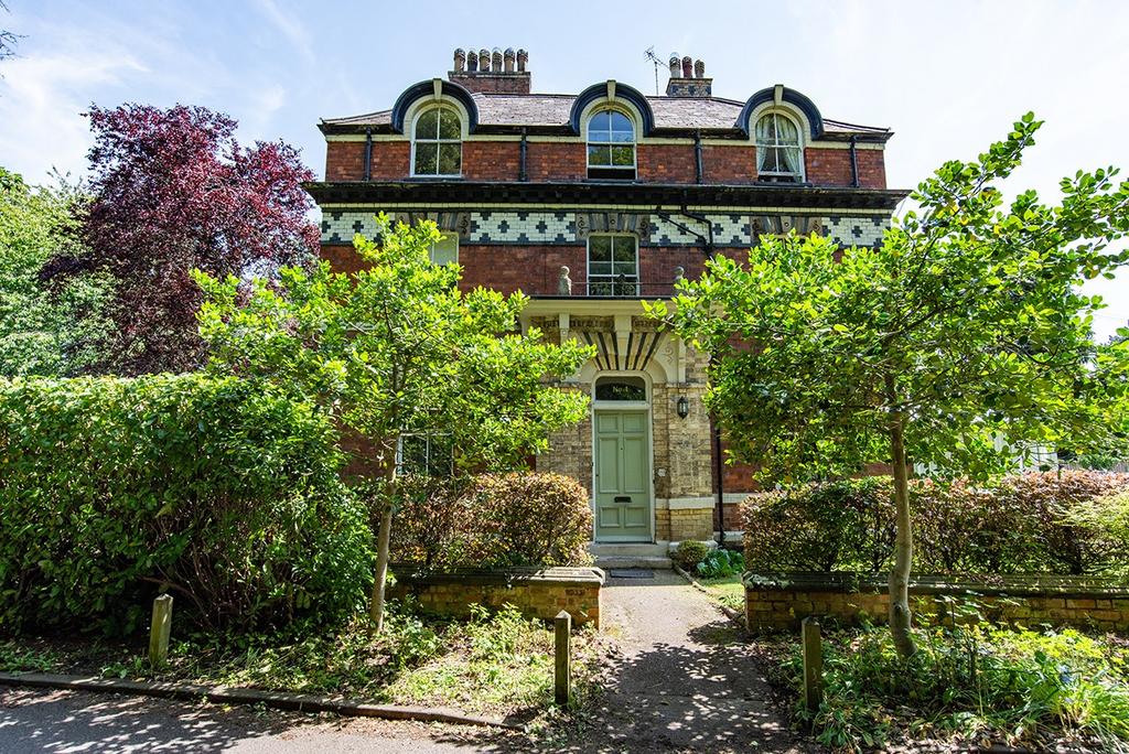 1 bedroom flat for sale