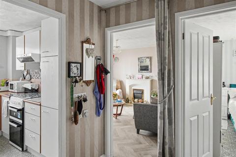 1 bedroom flat for sale, Lavender Court, Gaywood, King's Lynn