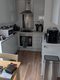 1 bedroom flat for sale, Goatsbeard House, Winnall Manor Road, Winchester, Hampshire