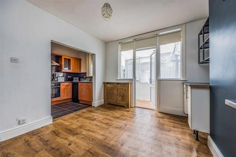 4 bedroom semi-detached house for sale, Chesterfield Road, Portsmouth PO3