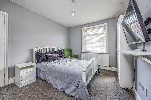 4 bedroom semi-detached house for sale, Chesterfield Road, Portsmouth PO3
