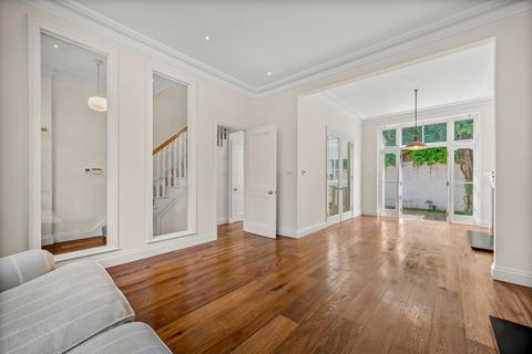 3 bedroom terraced house for sale, Constantine Road, Hampstead, London, NW3