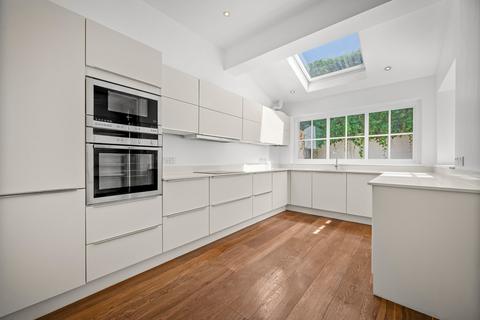 3 bedroom terraced house for sale, Constantine Road, Hampstead, London, NW3