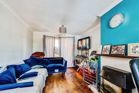 3 bedroom terraced house for sale, Pewsham Road, Swindon, Wiltshire, SN2