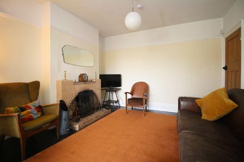 3 bedroom semi-detached house to rent, Church Road, Tonteg, CF38 1EG