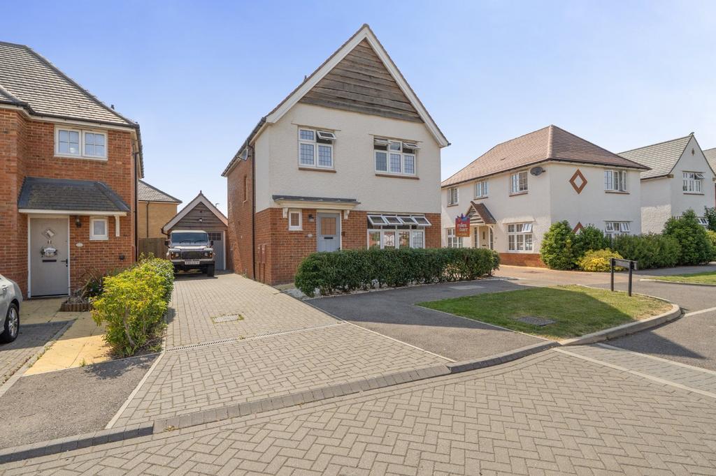 3 bedroom detached house for sale
