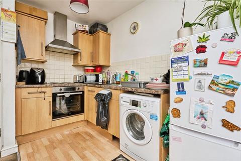 2 bedroom flat for sale, St. Johns Wood Road, Ryde, Isle of Wight, PO33