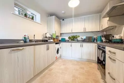 4 bedroom house to rent – pohled 3