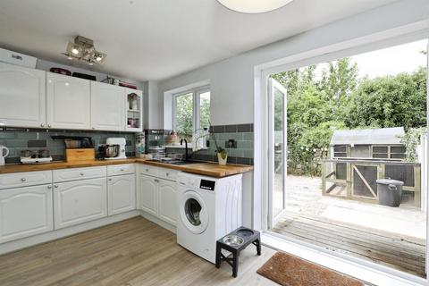 2 bedroom semi-detached house for sale, Forest Road, Winsford