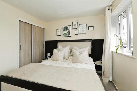 2 bedroom semi-detached house for sale, Forest Road, Winsford
