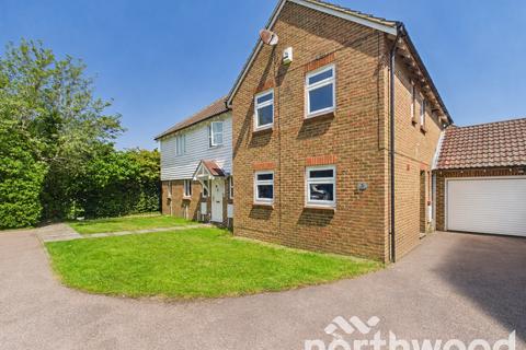 3 bedroom semi-detached house for sale, Bradbridge Green, Singleton, Ashford, TN23
