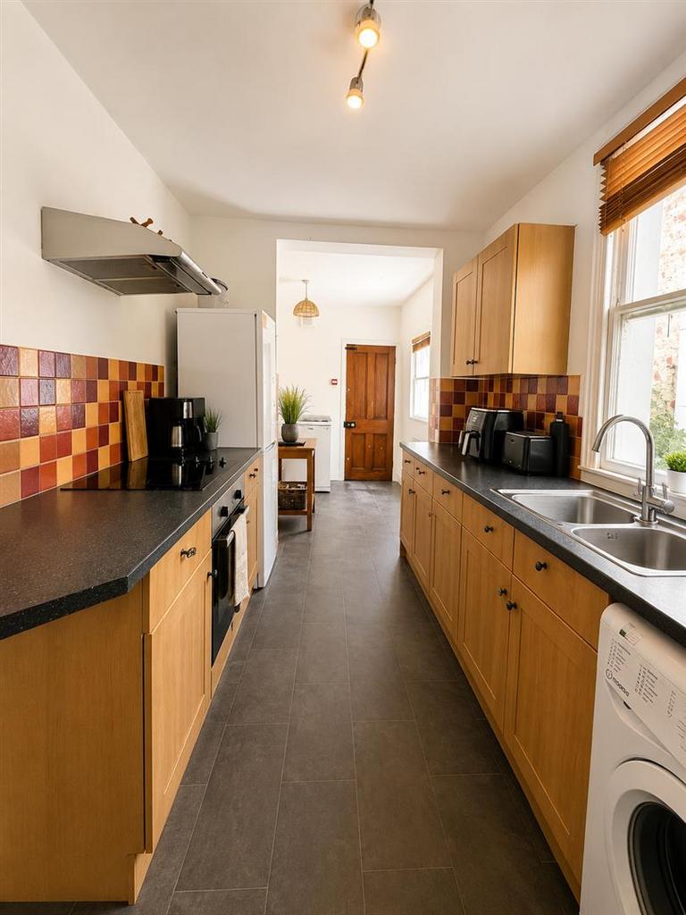 Pelham Square, Brighton - View 3