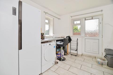 3 bedroom end of terrace house for sale, Lawnswood Road, Middlesbrough