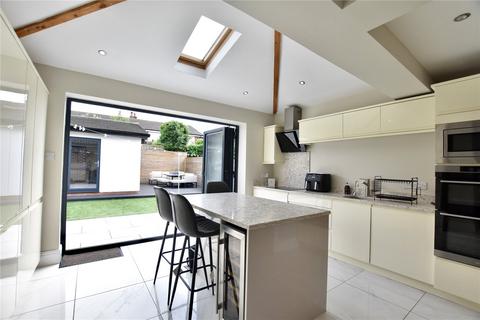 3 bedroom semi-detached house for sale, Glamis Avenue, Heywood, Greater Manchester, OL10
