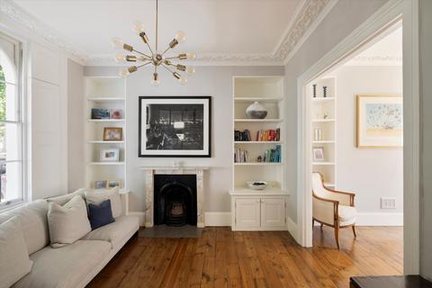 3 bedroom terraced house for sale, Burgh Street, London N1