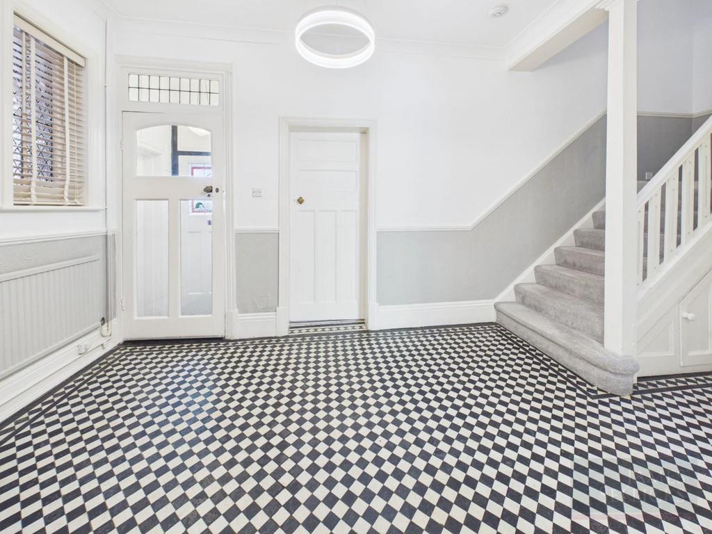 House in Stoneygate, City of Leicester - More
