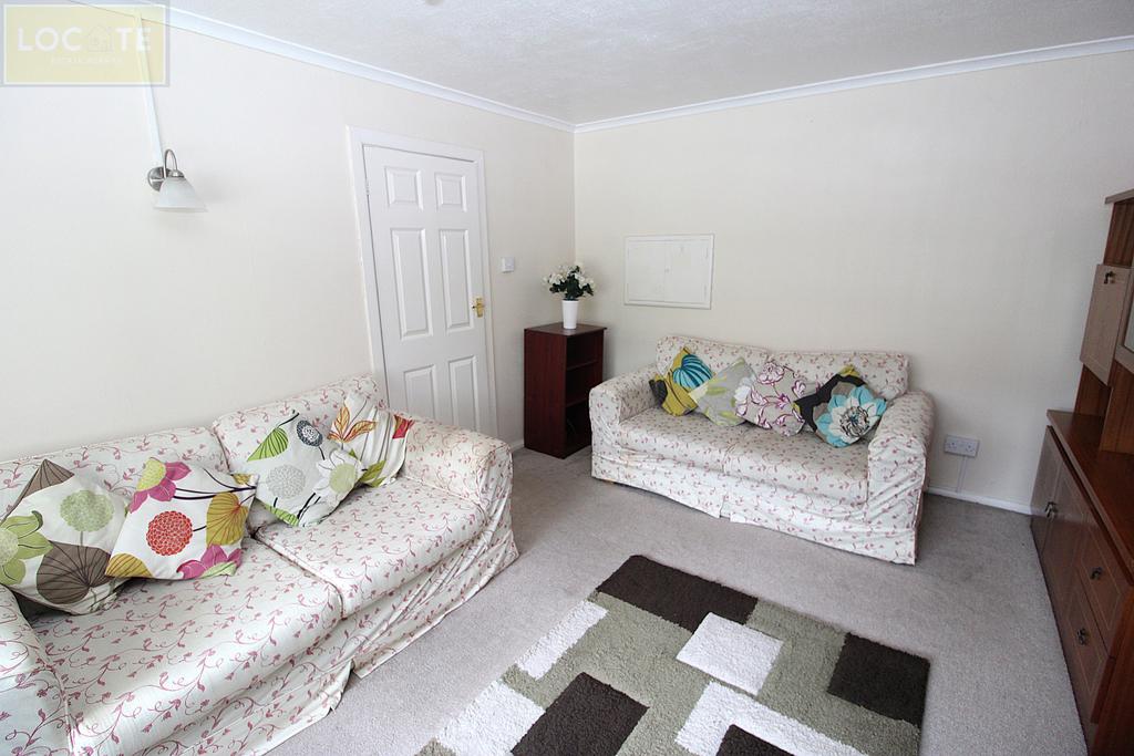 Lynton Avenue, Flixton - Widok 5