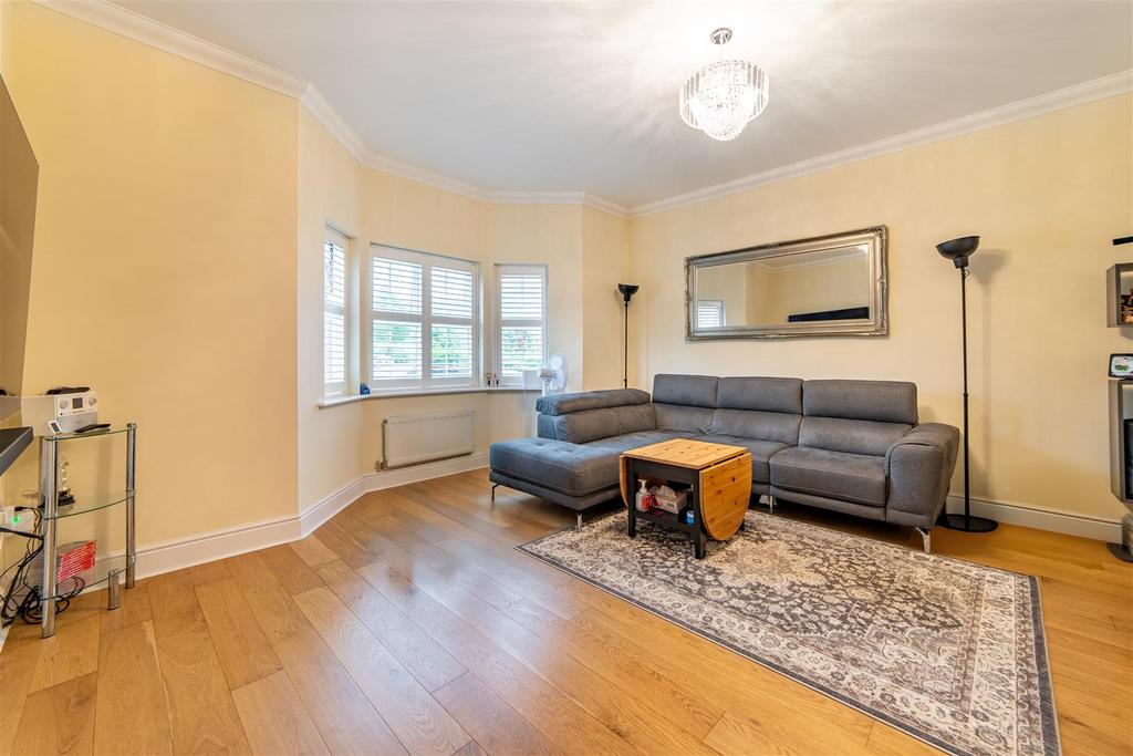 House in Newcastle upon Tyne, North Gosforth - View 2