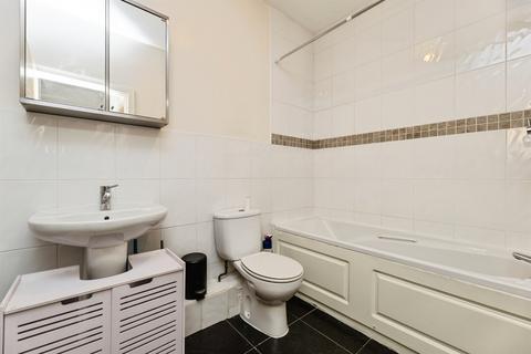 undefined, Queen Street, Morley, Leeds