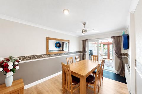 3 bedroom detached house for sale, Landedmans, Westhoughton, BL5
