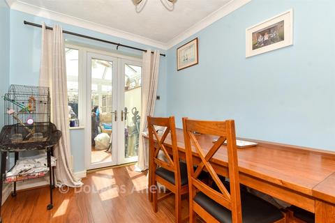 3 bedroom semi-detached house for sale, Carlyle Gardens, Wickford, Essex