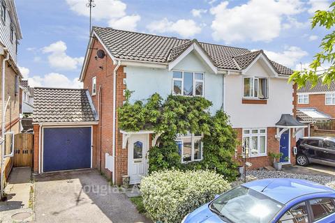 3 bedroom semi-detached house for sale, Carlyle Gardens, Wickford SS12