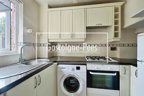 1 bedroom house to rent, Monkswood Crescent, Tadley, RG26