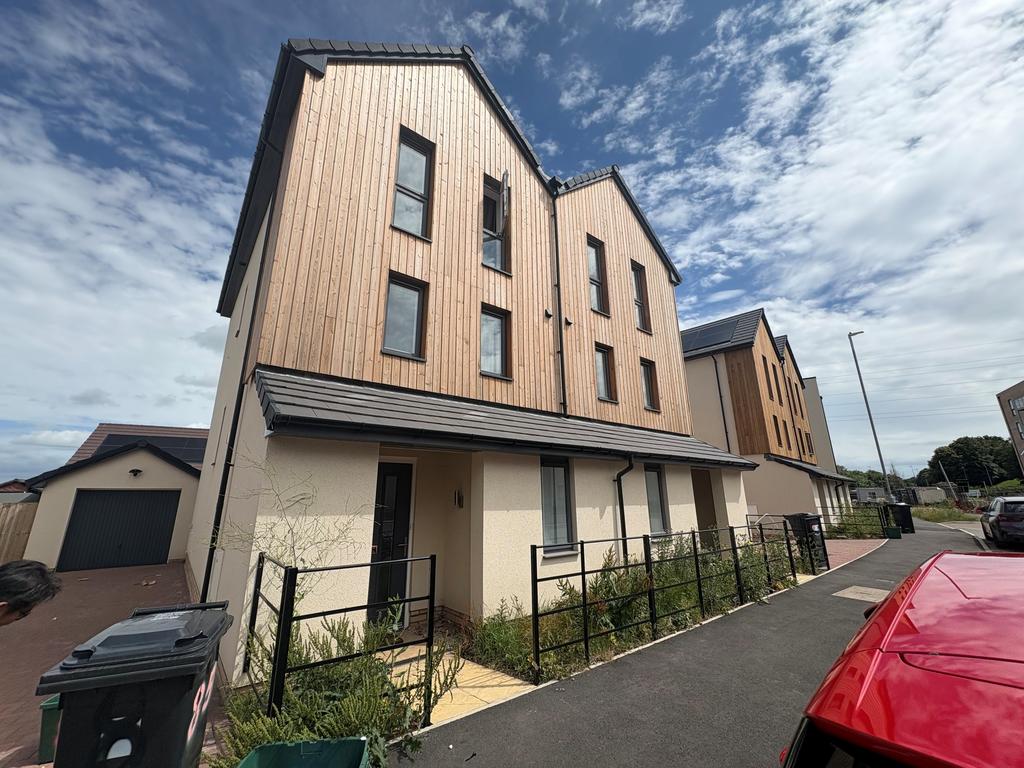 Clover Way, Bristol, BS34