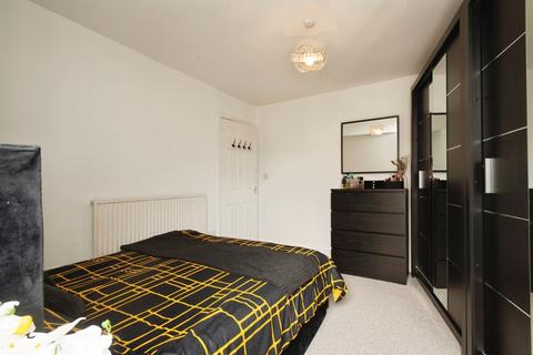2 bedroom ground floor flat for sale, Earle Place, Cardiff