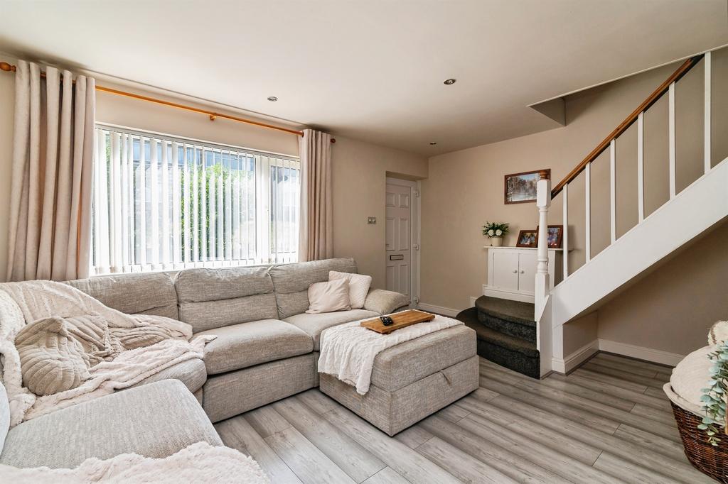 Third Avenue, Gedling, Nottingham - View 3