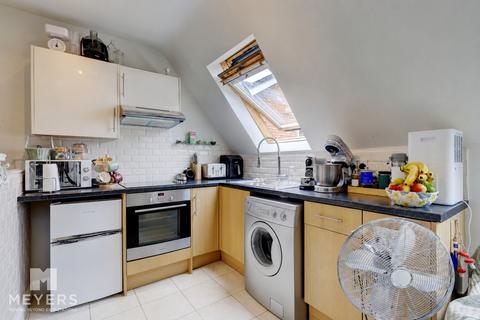 1 bedroom apartment for sale, Somerford Road, Christchurch, BH23 3