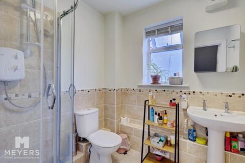 1 bedroom apartment for sale, Somerford Road, Christchurch, BH23 3