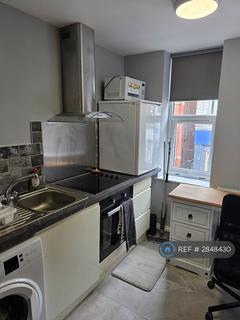 Studio to rent, Linthorpe Road, Middlesbrough, TS1