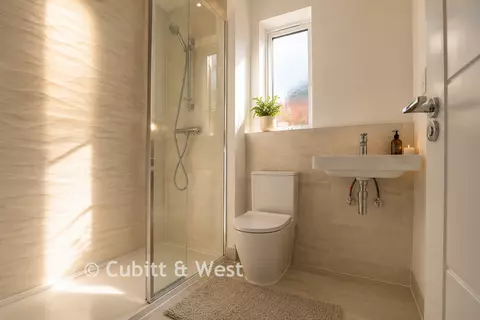 4 bedroom detached house for sale - View 5