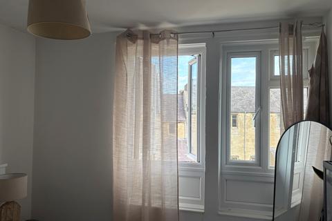 2 bedroom apartment to rent, Sheep Street, DEVIZES