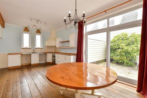 4 bedroom detached house for sale, Heath Road, Sandown PO36