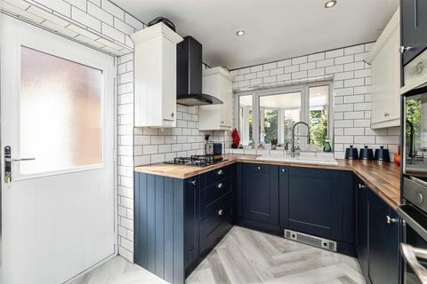 3 bedroom semi-detached house for sale, Alden Fold, Morley, Leeds