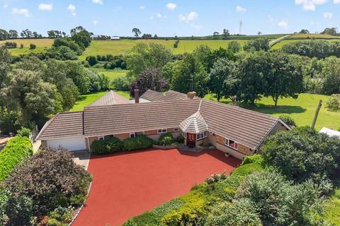 3 bedroom detached bungalow for sale, Walnut Close, Bisbrooke, Rutland