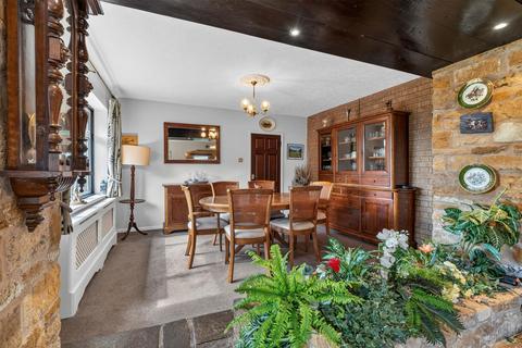 3 bedroom detached bungalow for sale, Walnut Close, Bisbrooke, Rutland