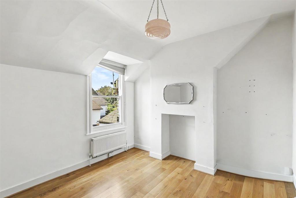 Bedroom, fireplace