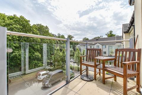 2 bedroom flat for sale, Rosewell House, Tonbridge TN11
