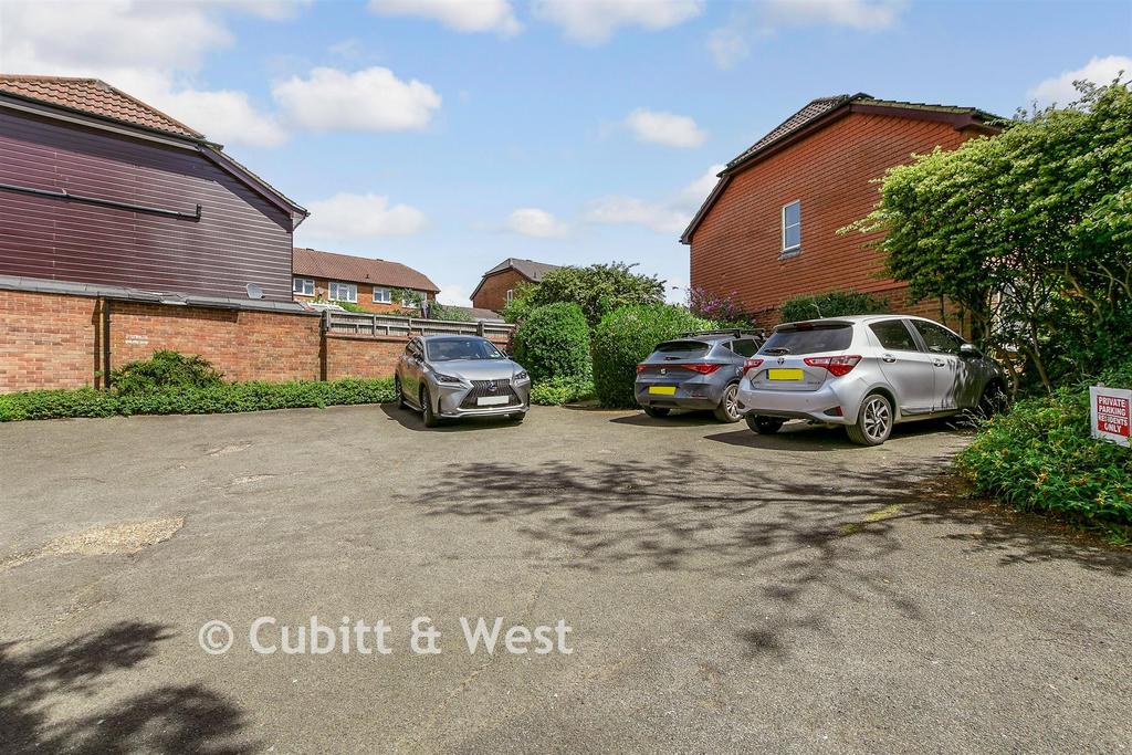 Driveway/Parking